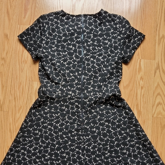 NWT LOFT Ponte Fit & Flare Maple Leaf Dress - Picture 6 of 9